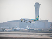 На территории аэропорта 