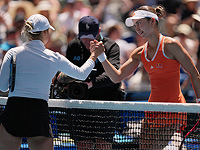 Australian Open: 18-летняя американка Ива Йович разгромила Юлию Путинцеву