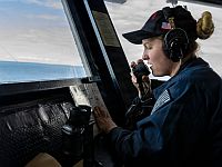 США потопили в Ормузском проливе 16 иранских минных катеров