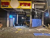 Полиция расследует ночной взрыв закусочной в Кирьят-Ате, пострадавших нет