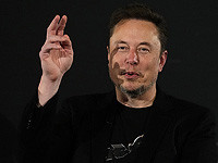 После эмиссии SpaceX Илон Маск стал первым триллионером в истории