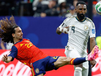 Чемпионат мира по футболу. Испанцы разгромили сборную Саудовской Аравии